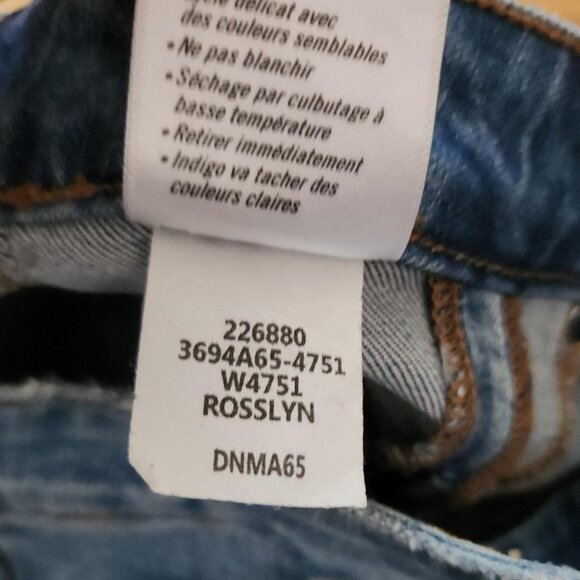 PAIGE Contrast Rosslyn Jeans - Picture 16 of 16